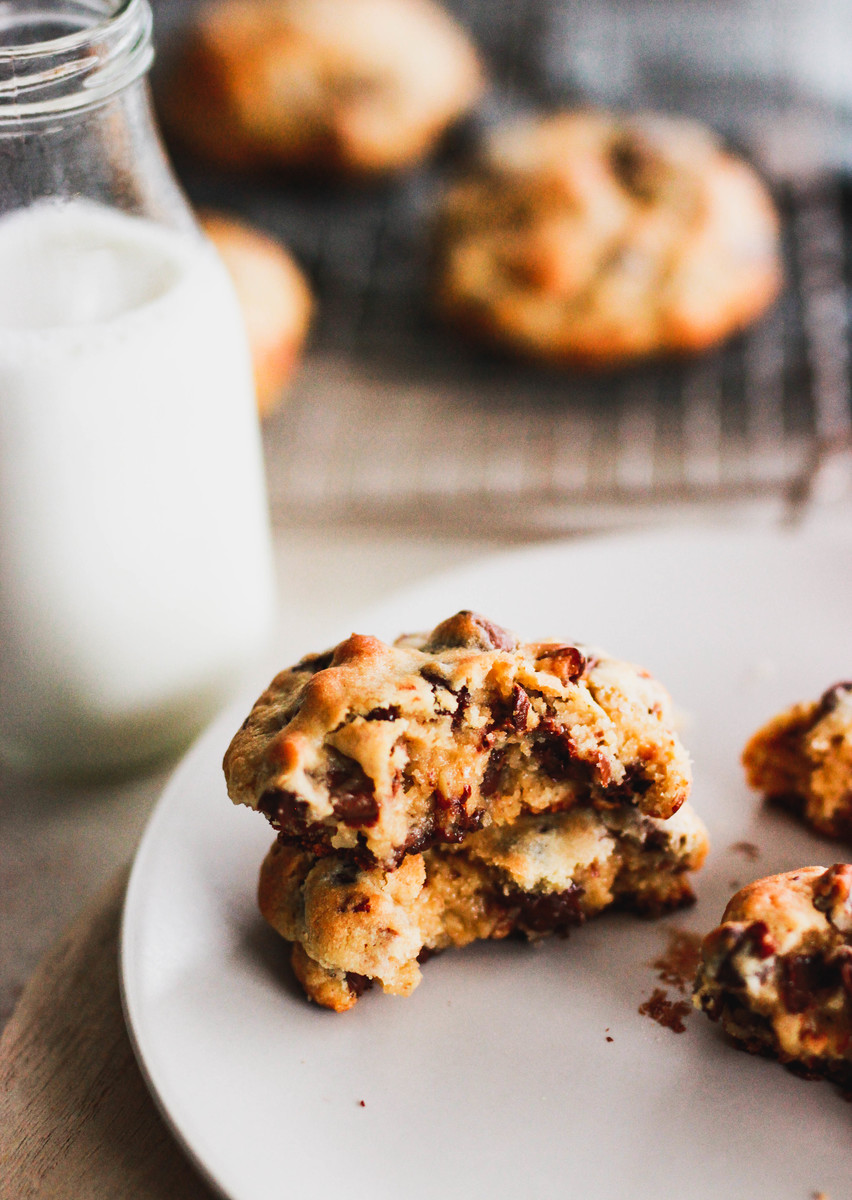 Bakery Style Chocolate Chip Pecan Cookies Confessions of a Confectionista