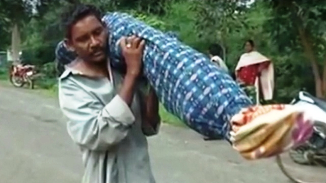 Hospital apathy provides no Ambulance; Man walks 10 kilometer with his wife's body in Odissa