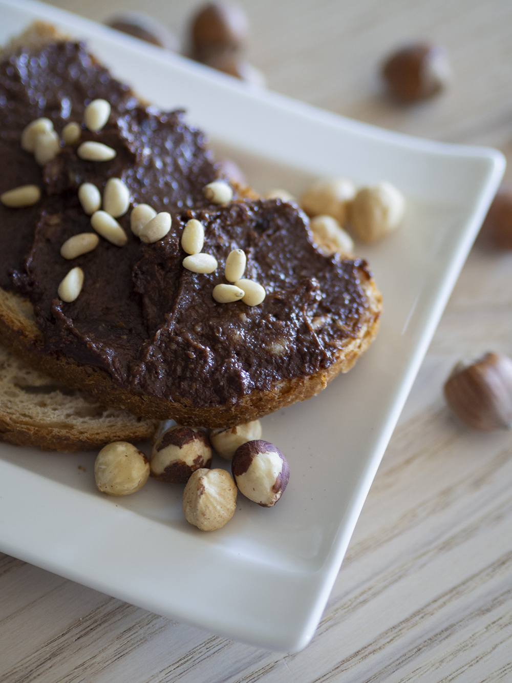Crema de avellanas y cacao saludable + receta monstruosa_Decorar en familia4 Crema de avellanas y cacao saludable + receta monstruosa_4