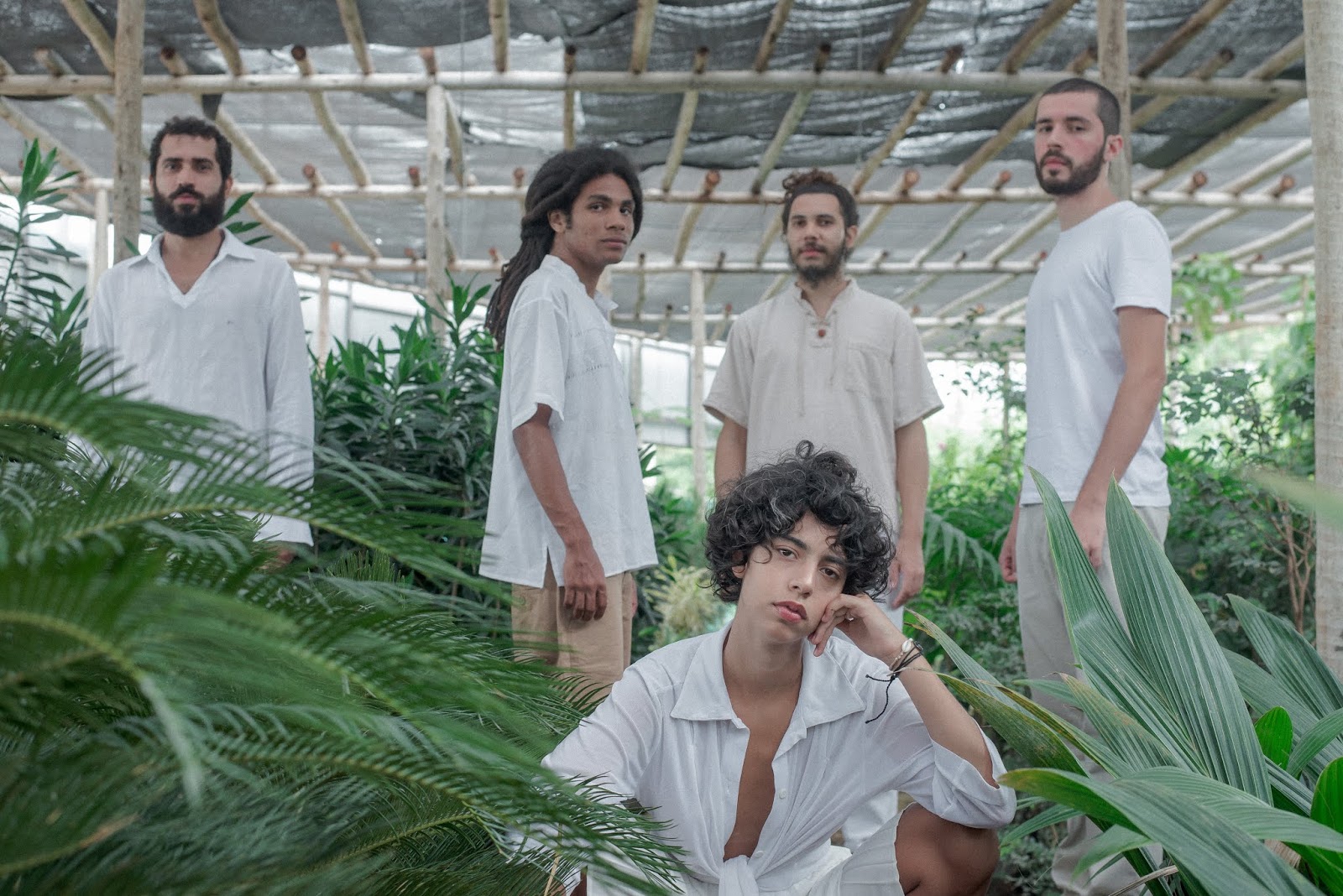 A Outra Banda da Lua apresenta seu som único em BH A Outra Banda da Lua apresenta seu som único em BH
