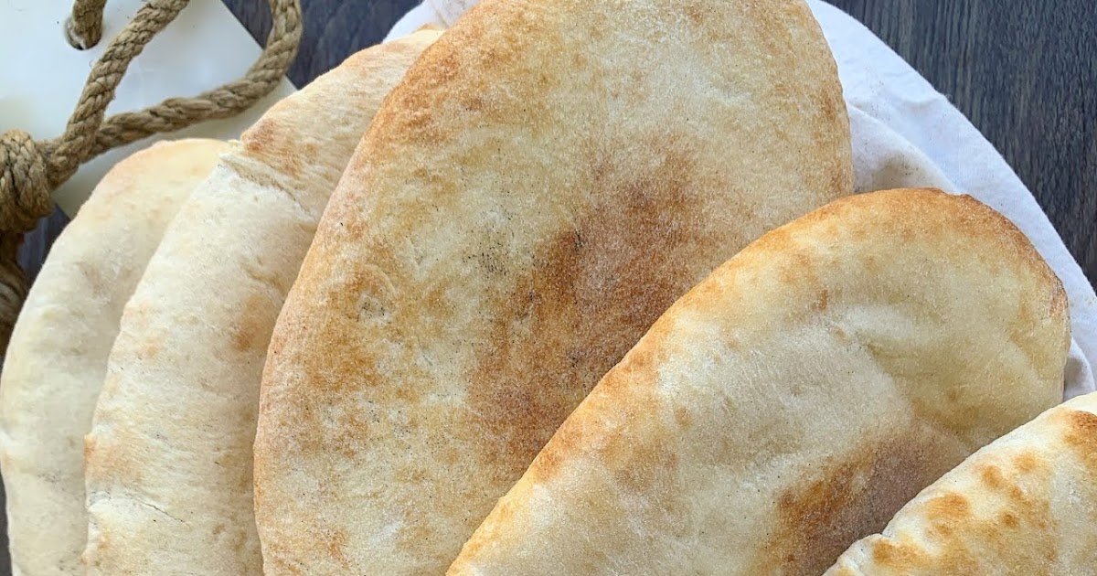 Kıbrıs Pidesi (Cypriot Pitta Bread)