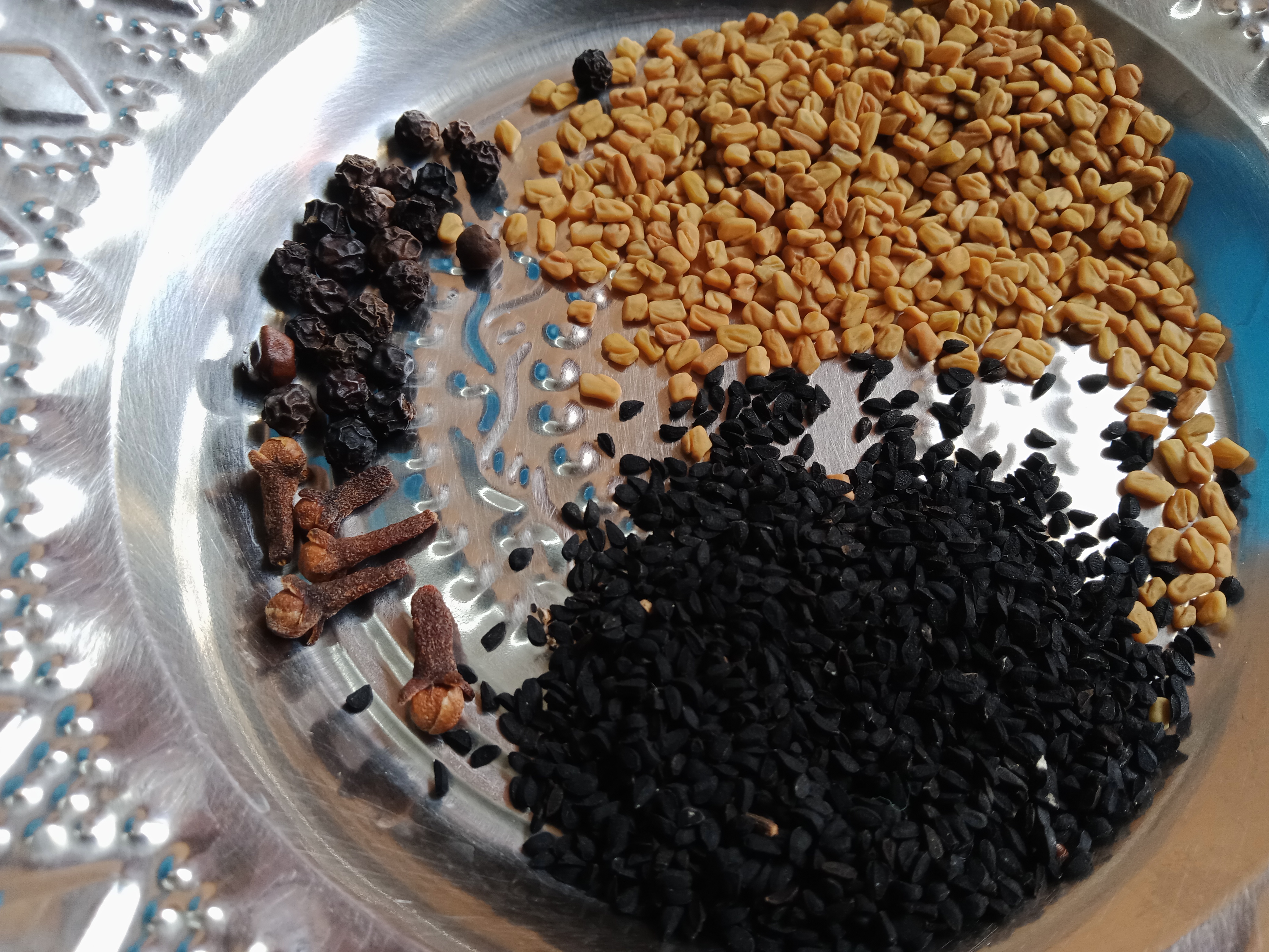 How to make homemade hair oil