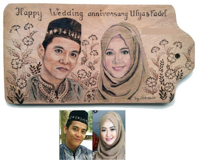 Lukisan Pirografi Wajah Couple untuk Wedding Gift untuk Fadel dan Ulya