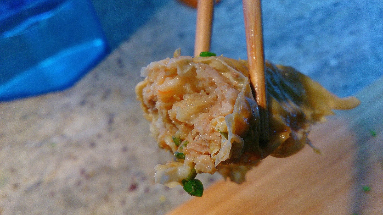 Yi's Cafe & Bistro Steamed bean curd skin roll エビの蒸し湯葉巻き かまきの食事時間5