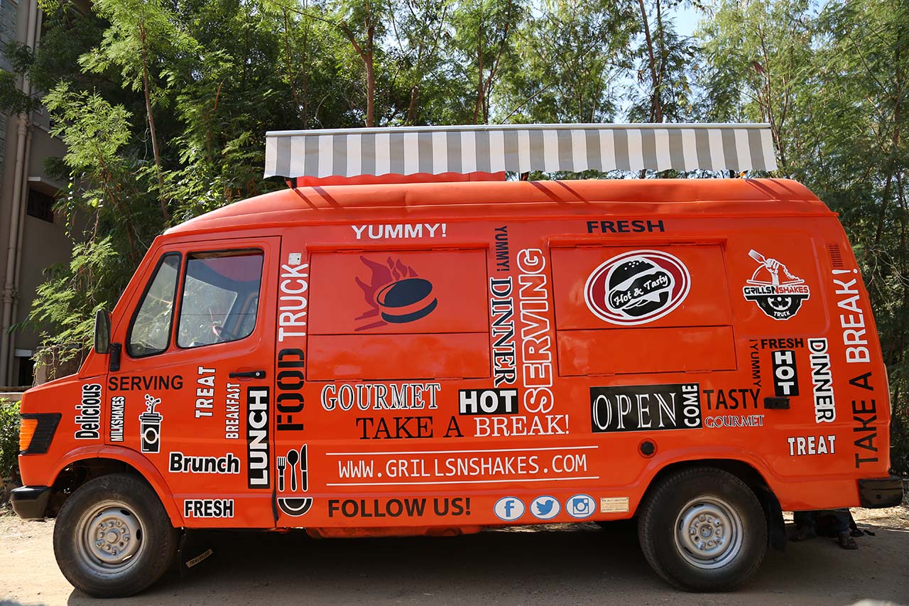 Food Truck Makanan dan Minuman | Food Truck Indonesia