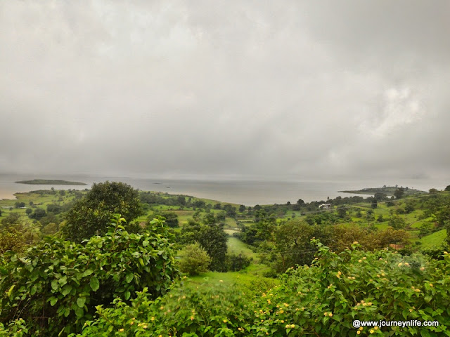 Scenic monsoon bike ride to Malshej Ghat from Pune