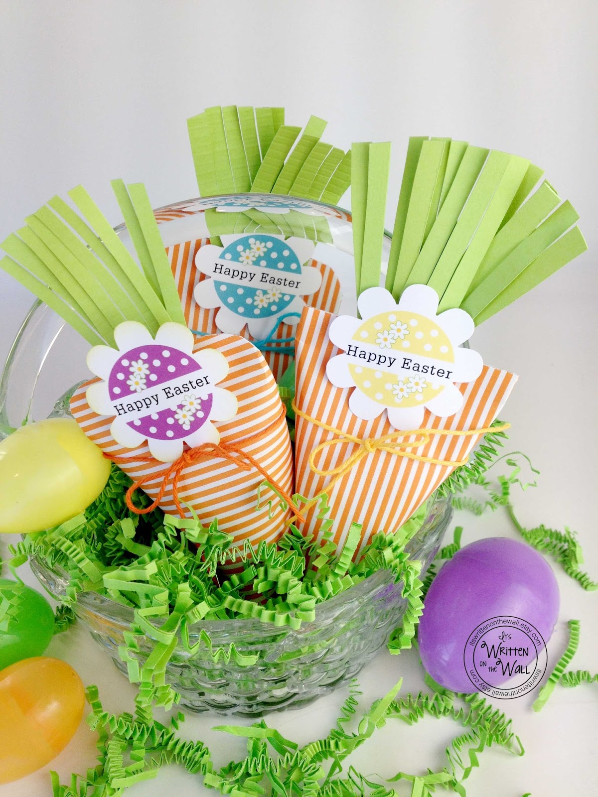 It's Written on the Wall Tutorial Paper Easter Carrots for Easter Egg