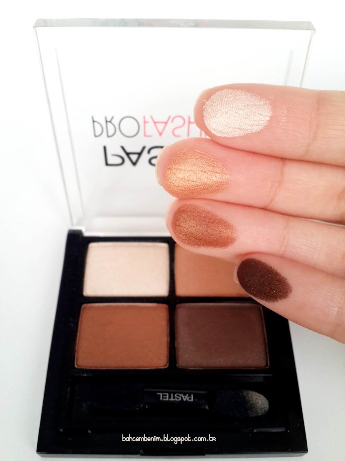 PASTEL PROFASHION 4'LU FAR PALETİ ( Eyeshadow Quad 204)