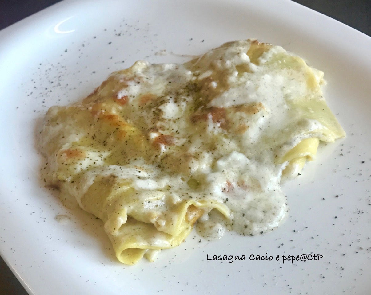 Lasagna Cacio e Pepe.. la ricetta di alessandra ruggeri besciamella pecorino e pepe Lasagna Cacio e Pepe.. la ricetta di alessandra ruggeri besciamella pecorino e pepe