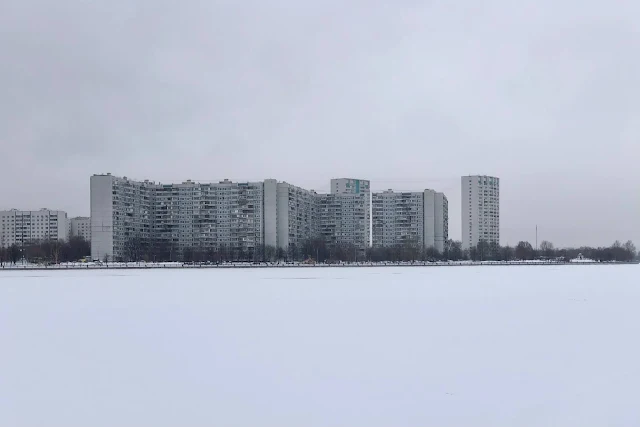 парк Печатники, Москва-река, вид на район Нагатино