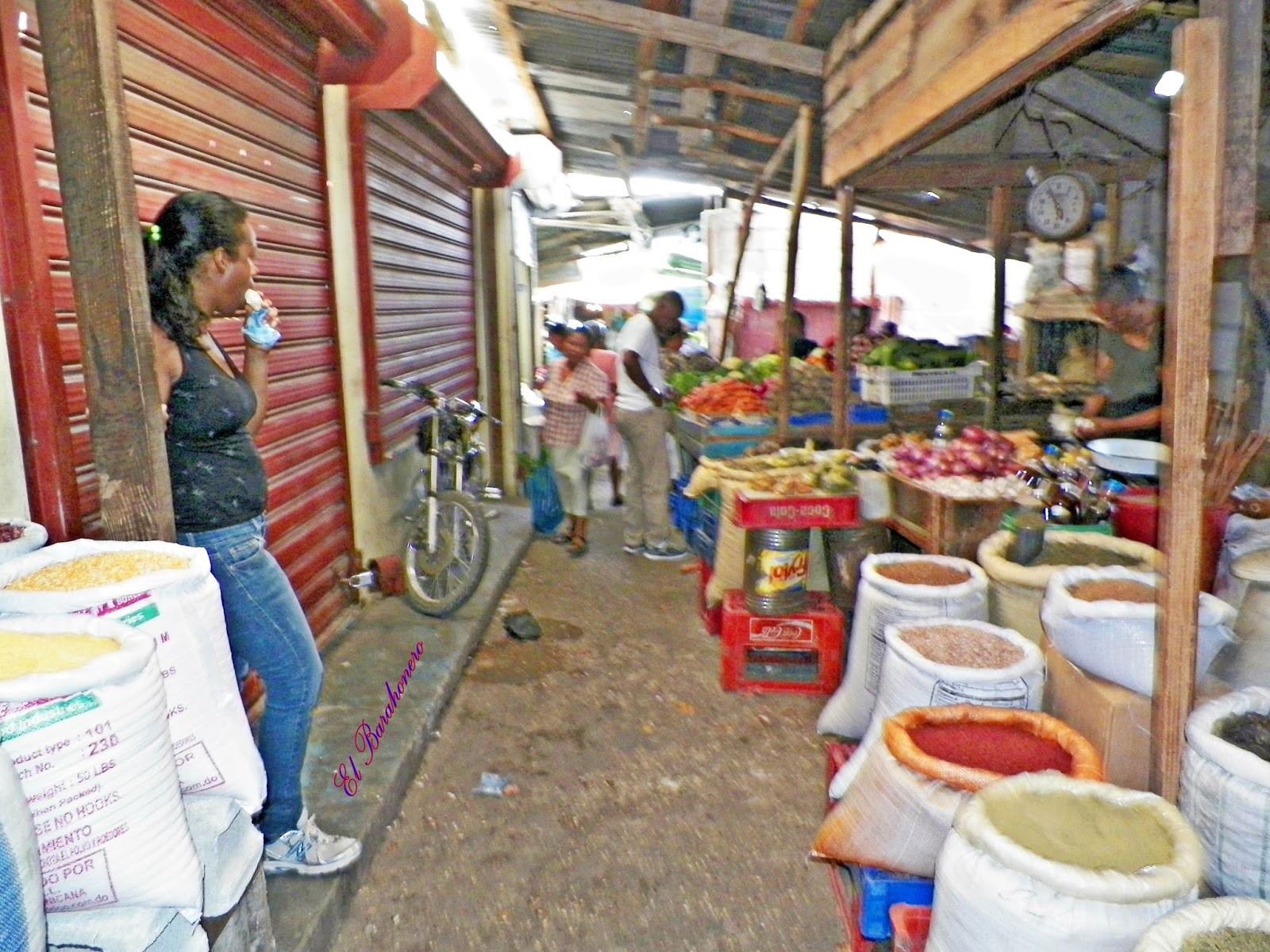 Laberintos del Mercado Público de Barahona (I)|El Barahonero