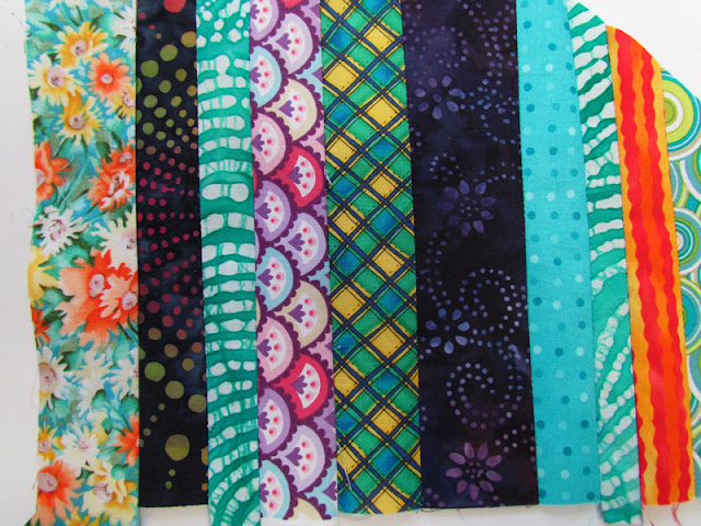 fabric strips for the feather block