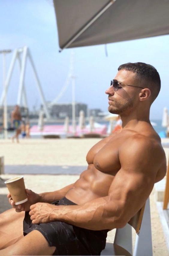 fit-muscle-beach-dude-huge-male-breasts-pecs