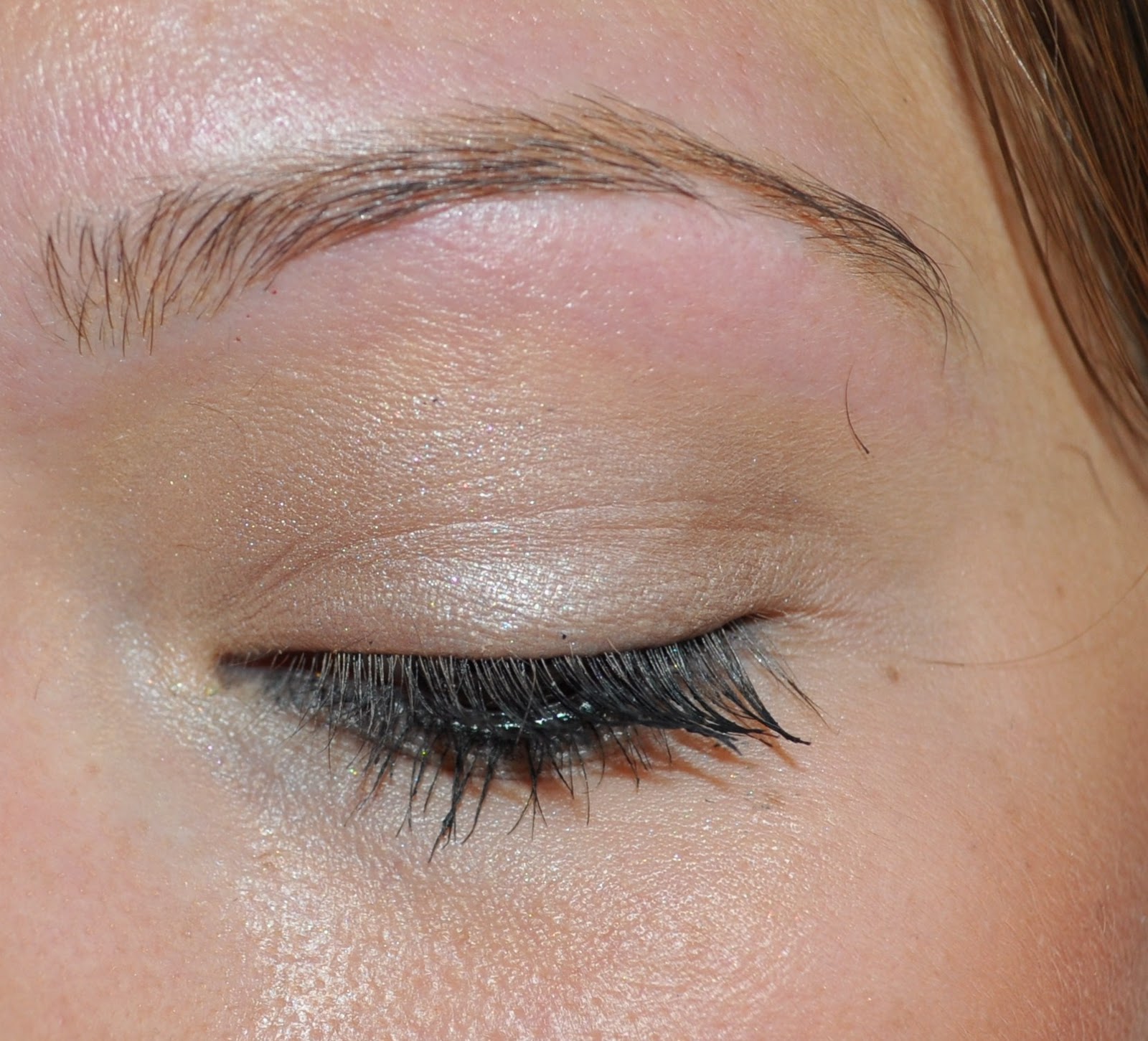 My first experience of eyebrow threading.. - Dizzybrunette