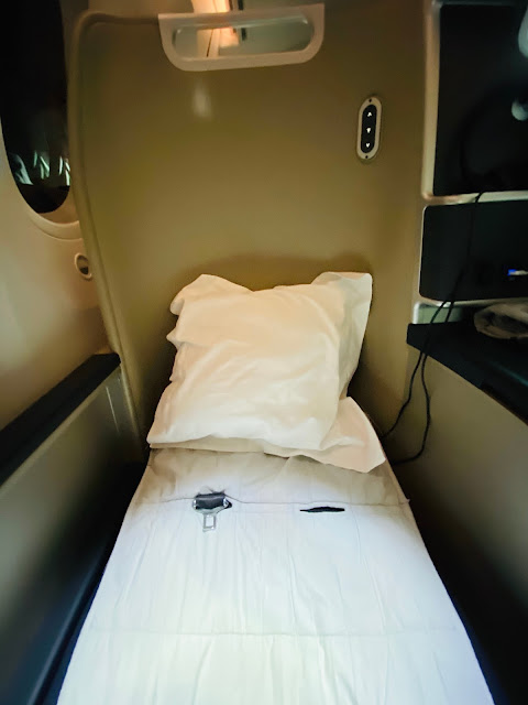 Review: Qantas QF49 Business Class Boeing 787-9 Drameliner Melbourne (MEL) to San Francisco (SFO)