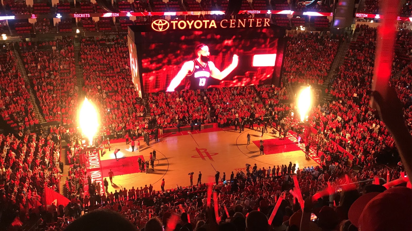 MR環遊世界度蜜年 - 300天20國路線分享 Houston Rockets - Toyoya Center