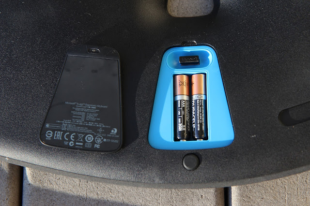 Sculpt Keyboard battery compartment Sculpt Keyboard battery compartment