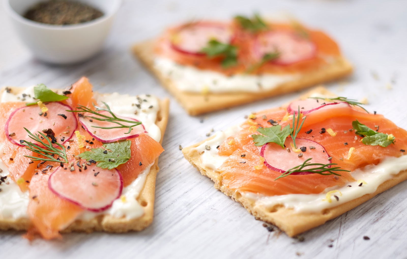 Classy Salmon, Radish And Cheese Crackers