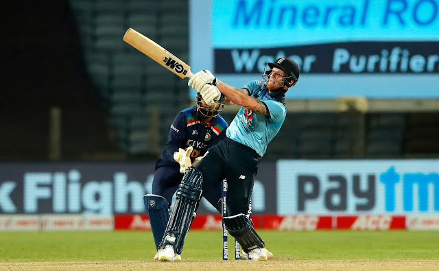 टीम इंडिया की इंग्लैंड के खिलाफ 5 वनडे में चौथी बार हार टीम इंडिया की इंग्लैंड के खिलाफ 5 वनडे में चौथी बार हार