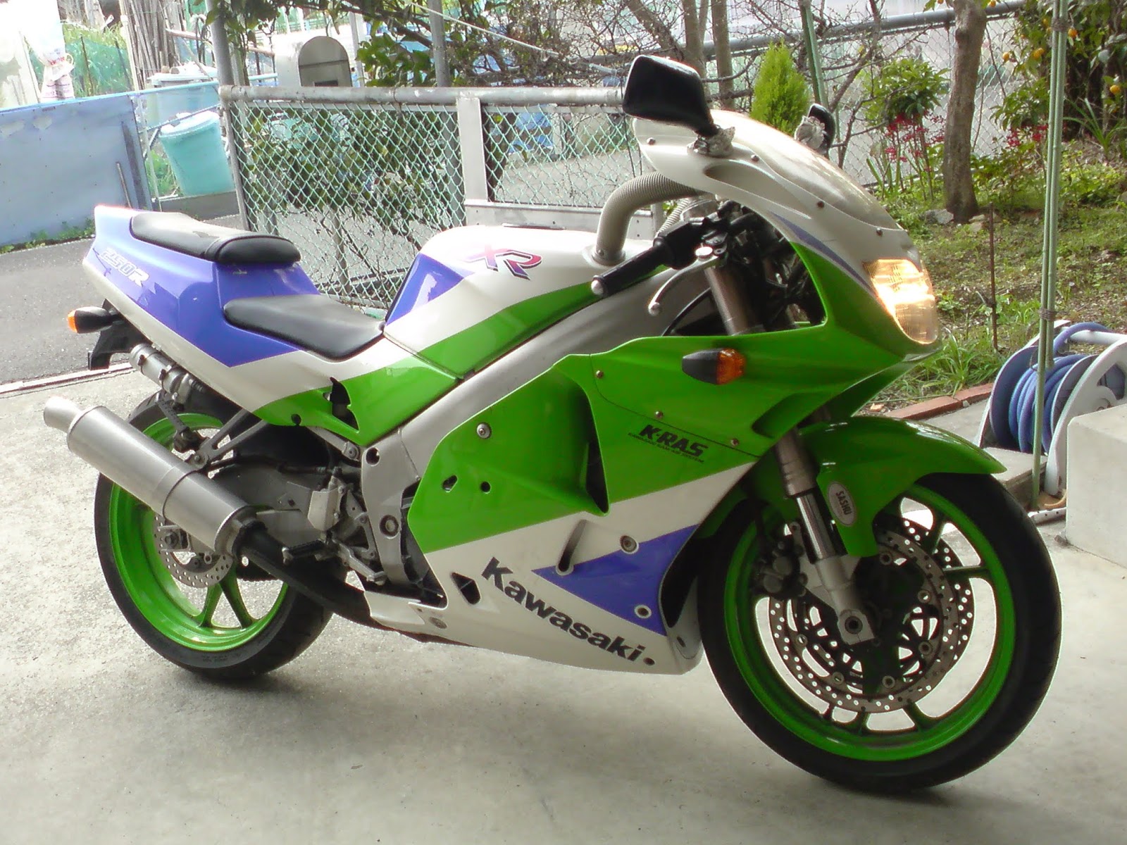 Kawasaki ZXR 750 R