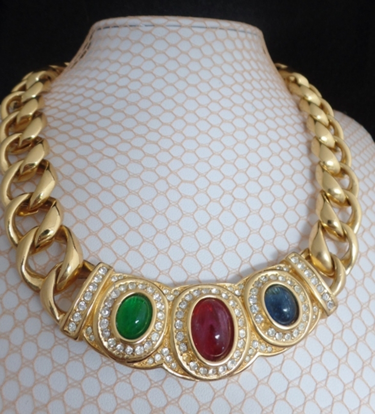 Qué es joyería de fantasía o costume jewelry Todo Vintage