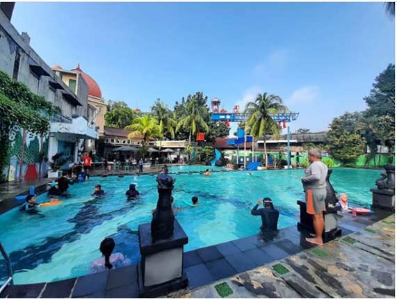 14 Kolam Renang Di Bogor Yang Seru 2021 Harga Murah Nyaman Buat Rekreasi Keluarga Kepengen Wisata