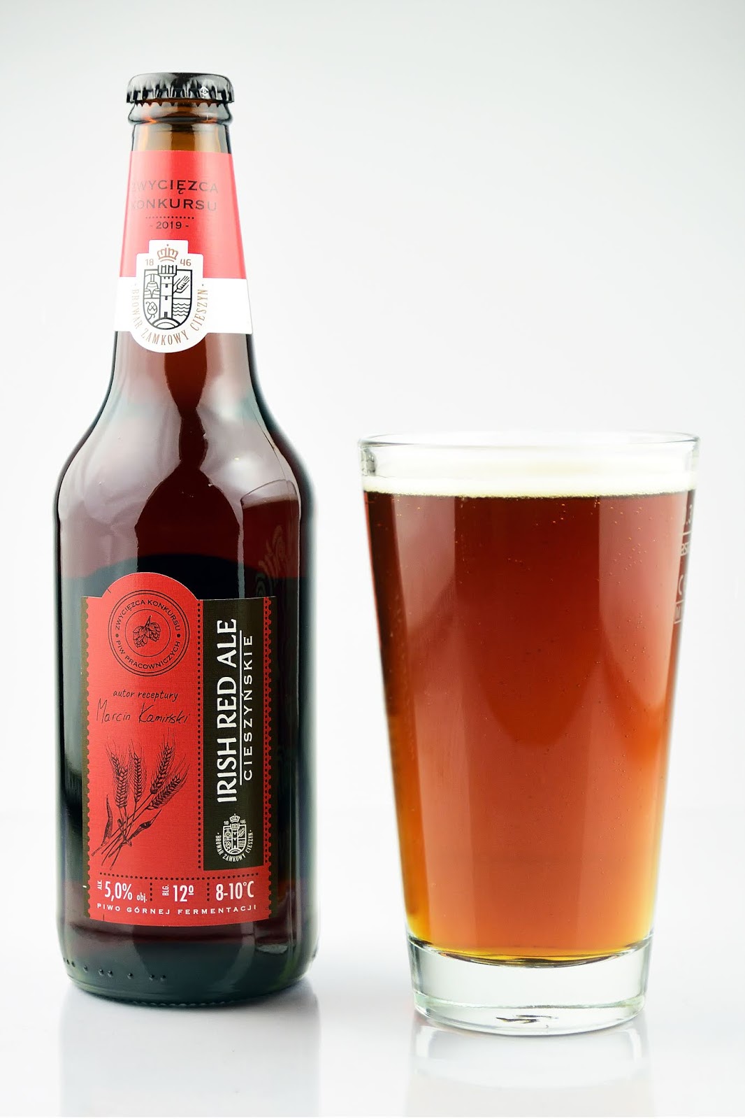 Irish red. Red ale пиво. Пиво Irish Red ale Anderson. Sullivans пиво Red ale. Пиво с красной этикеткой.