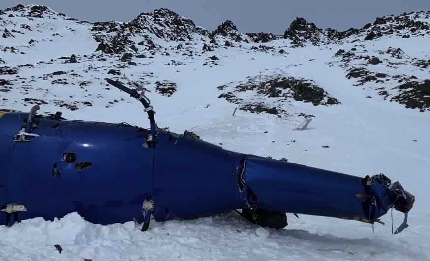 Helicopter Crash On Knik Glacier Takes 5 Lives. One Survivor Is
