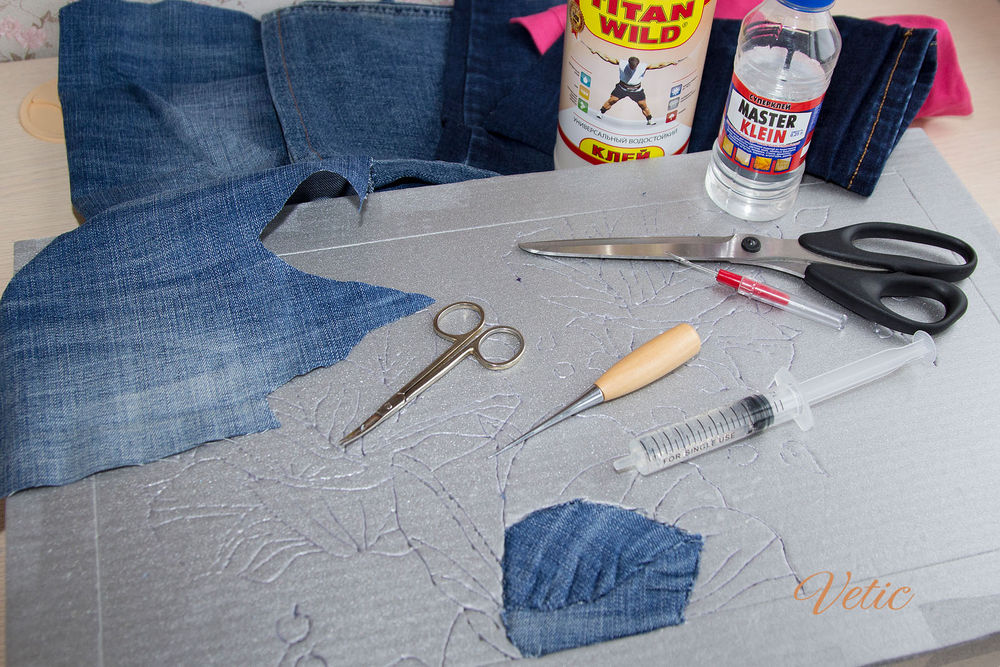 Jeans Suitcase for Needlework