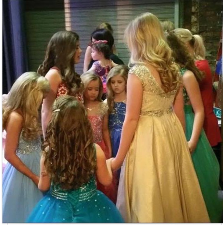 Kelsey NorrisPageant Coach Allosyn Hardee (The Pageant Place)