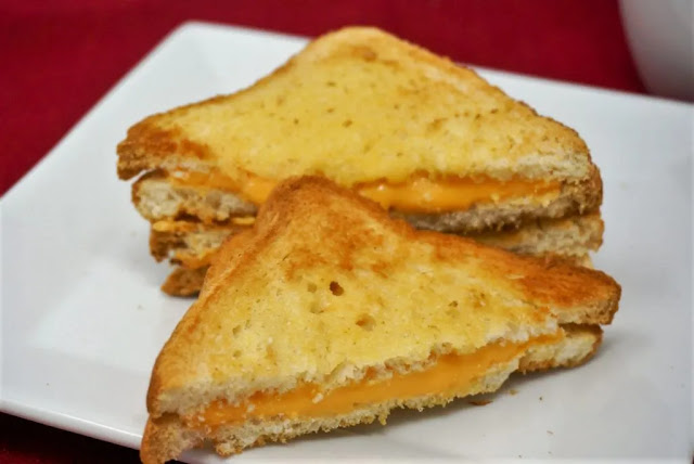 Air Fryer Grilled Cheese Sandwiches