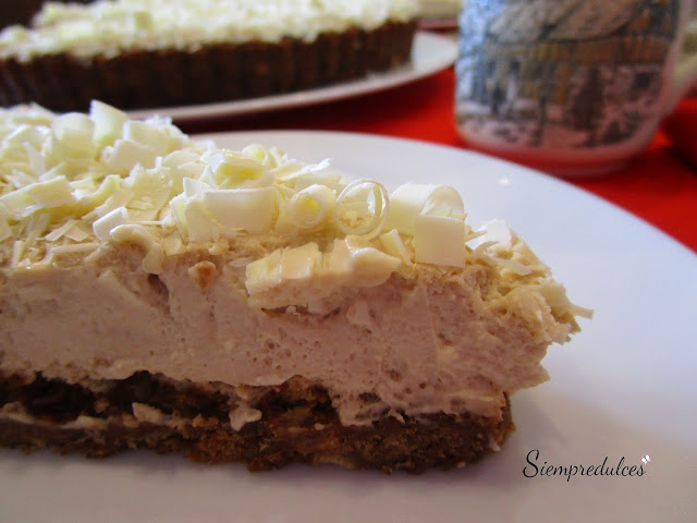 Tarta cremosa de chocolate blanco y café (Siempredulces)