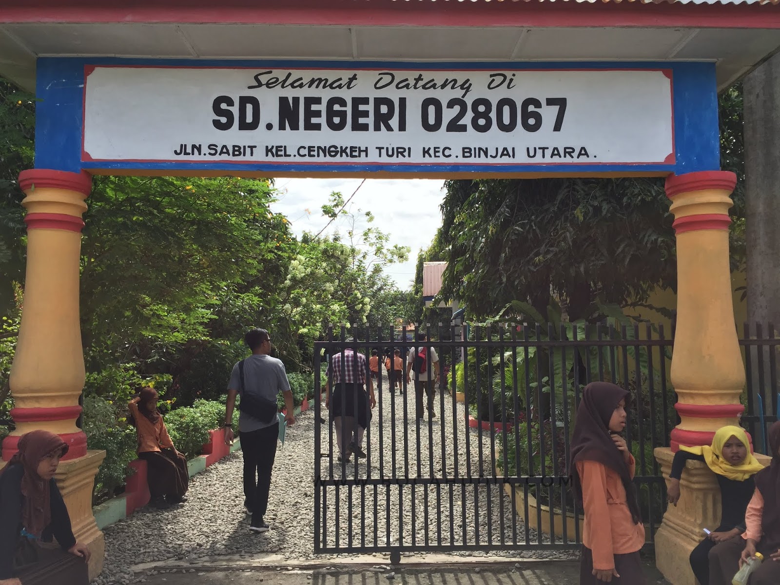 Contoh Gambar Pintu Gerbang Sekolah - Gambar Furniture