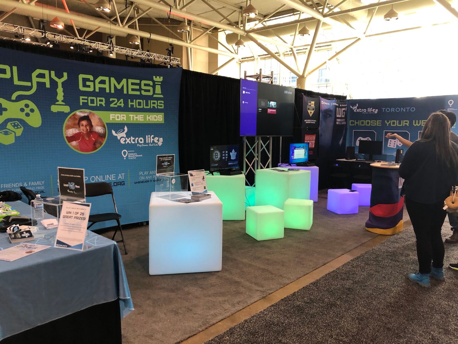 LED Furniture and Decor Toronto Party Rentals 5 EVENT FACTORS THAT