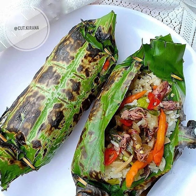 Resep Cara Membuat Nasi Bakar Cumi Asin Pedas Resep Cara Membuat Nasi Bakar Cumi Asin Pedas