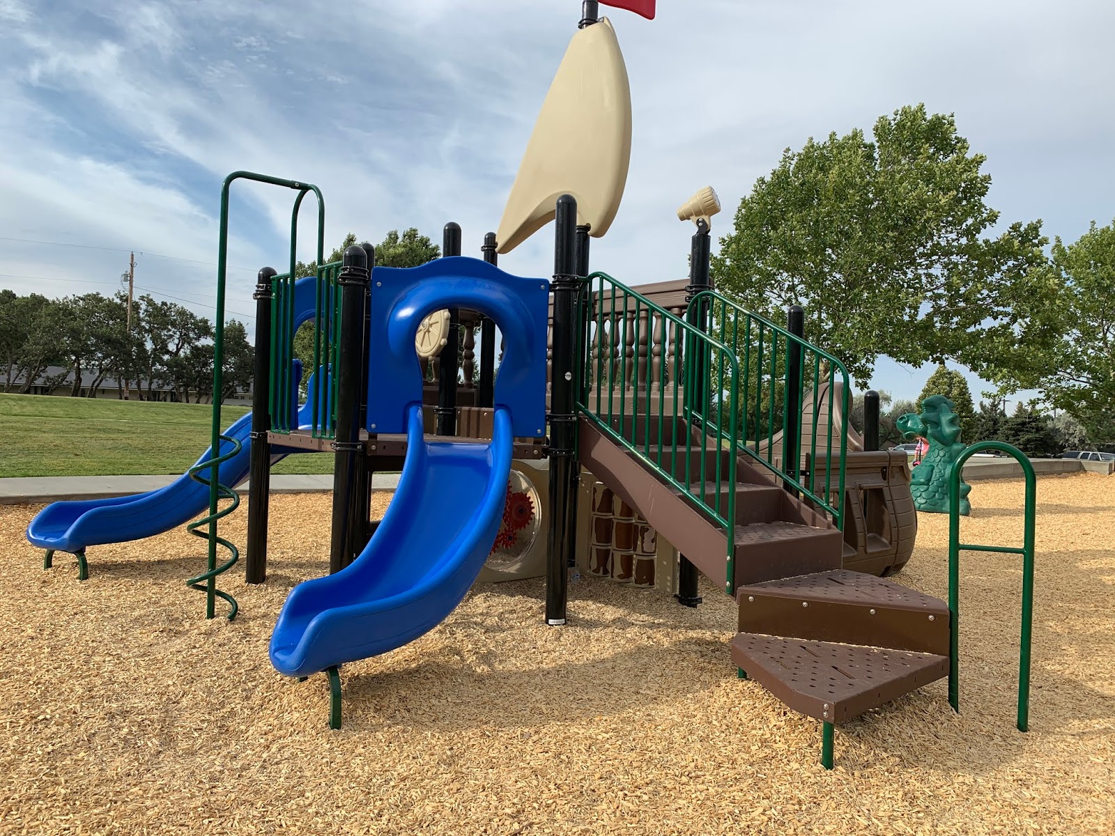 REVIEW OF NICHOLLS PARK (CASTLE PARK), FRUIT HEIGHTS, UT Davis County