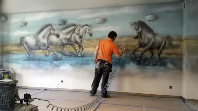Malowanie obrazu konie w galopie, obraz na ścianę