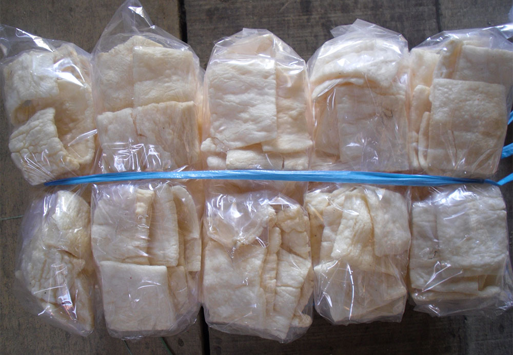 PD. MARGA SALUYU: Kerupuk