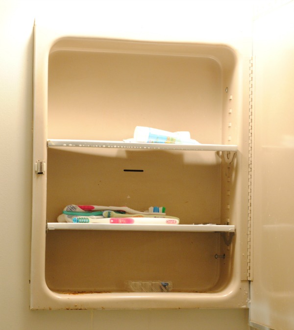 The Remodeled Life Painting Our Old Medicine Cabinet