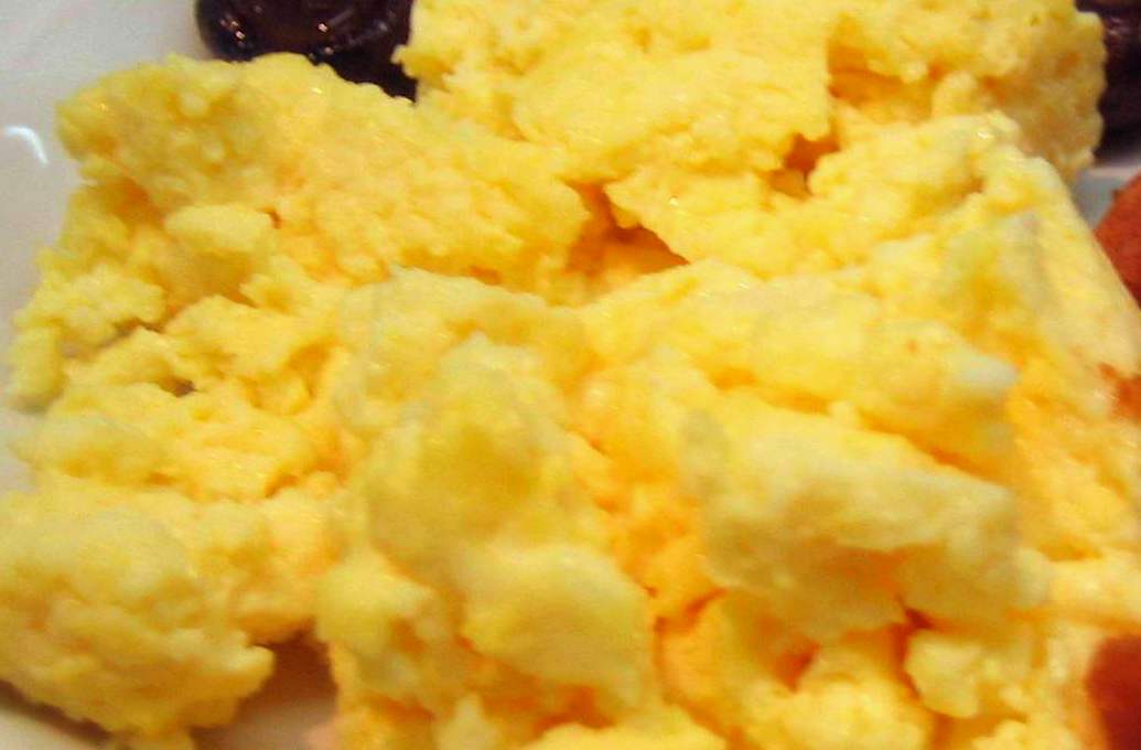 Scrambled Eggs (skillet method) Huevos revueltos II | Best Of Filipino ...