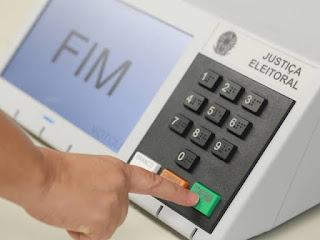 Data de posse, fidelidade e ‘peso 2’ para negros e mulheres: Veja o que muda com aprovação da Reforma Eleitoral