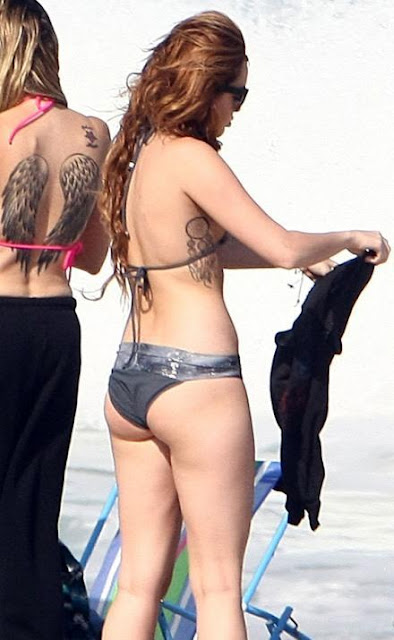 Miley cyrus bikini bod - Real Naked Girls
