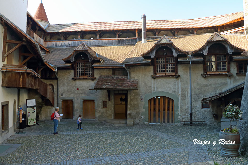 Patios del Castillo de Chillon, Suiza