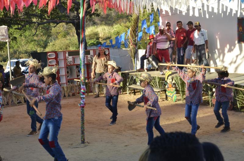 GUAJERU: ARRAÍA DA ESCOLA MUNICIPAL RAUL NUNES FOI REALIZADO COM SUCESSO E TRADIÇÃO GUAJERU: ARRAÍA DA ESCOLA MUNICIPAL RAUL NUNES FOI REALIZADO COM SUCESSO E TRADIÇÃO