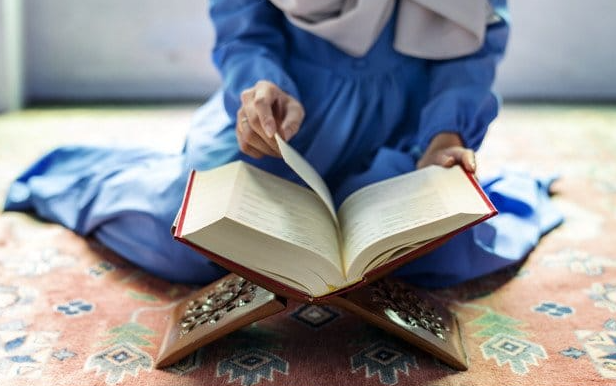 Pahala Kelebihan Ibu Melahirkan Dalam Islam