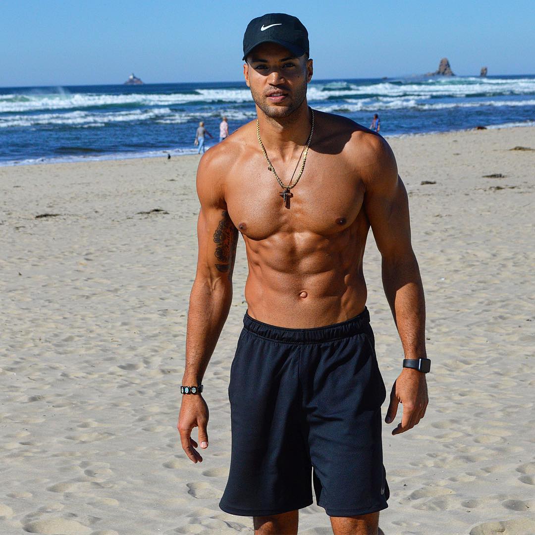 Alexis_Superfan's Shirtless Male Celebs: The Price Is Rights Devin Goda ...