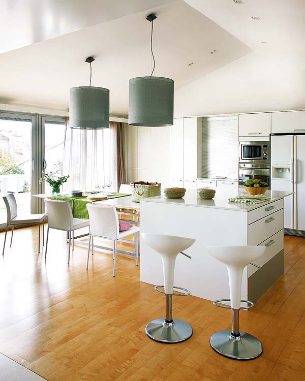 Home Full of Color and Inspiring Kitchen