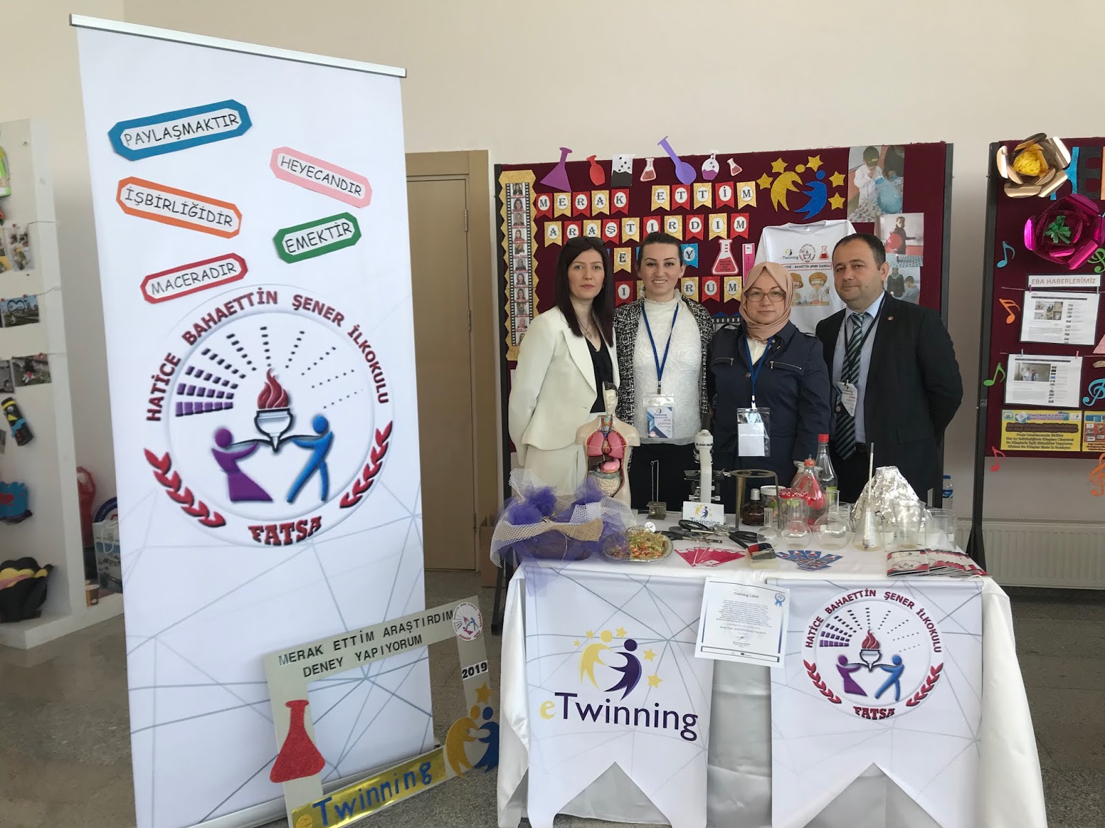 MERAK ETTİM ARAŞTIRDIM DENEY YAPIYORUM ETWİNNİNG PROJESİ