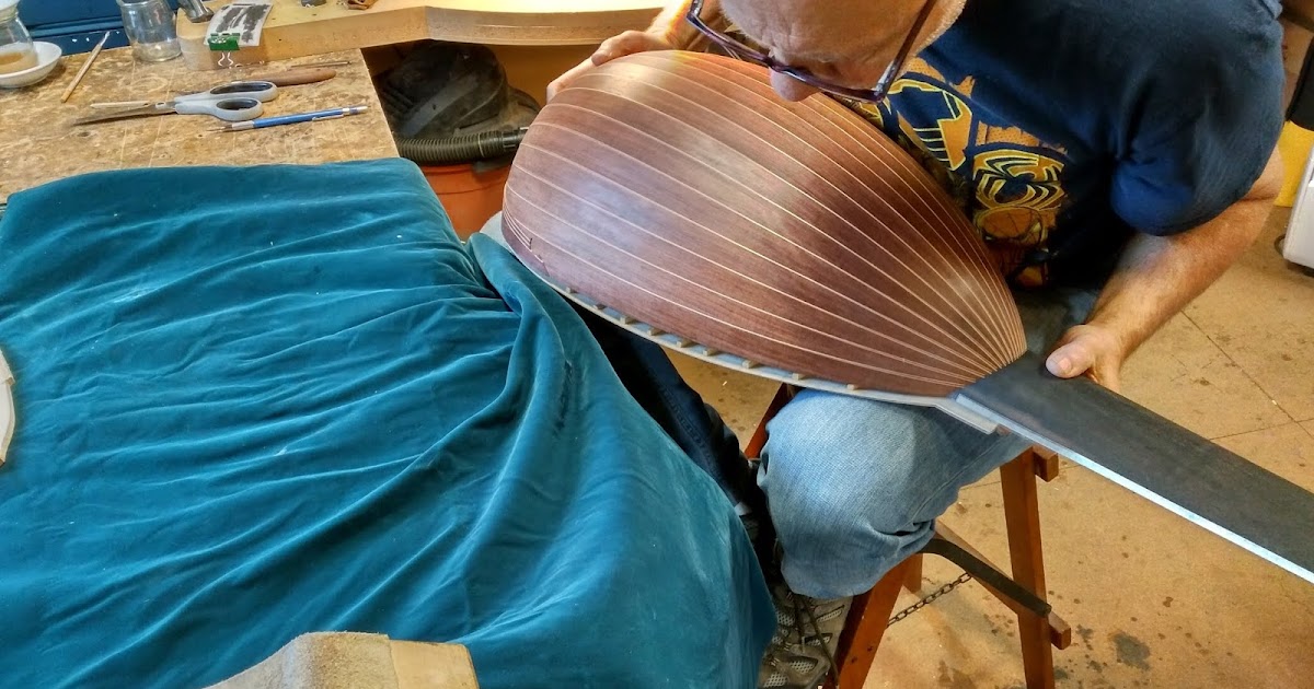 The Lute's Progress, Building a 13 Course Lute, Start to Finish, 9 Finefitting the belly