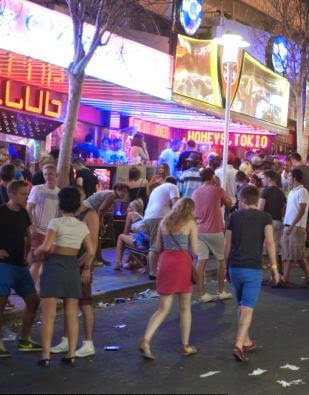 Video British girl filmed performing sex acts on 24 men for free drinks picture picture